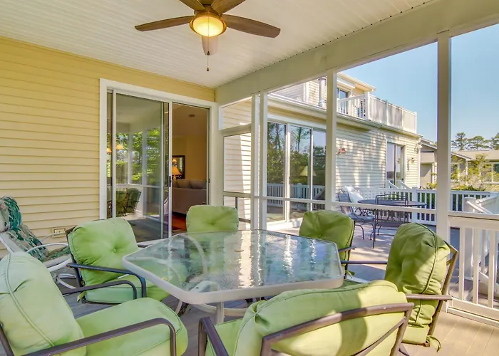 4 Mi To Fenwick Island: Home W/ Pool Access & Deck