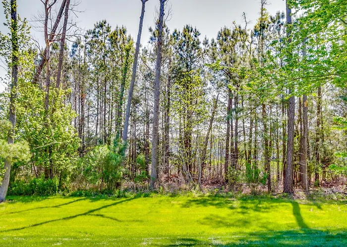 4 Mi To Fenwick Island: Home W/ Pool Access & Deck