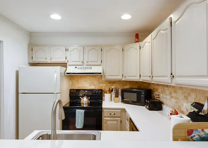 2 Mi To Beach: Gem W/ Enclosed Patio In Selbyville